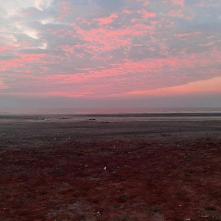 Coastal Bay Beach Resort Harnai 외부 사진