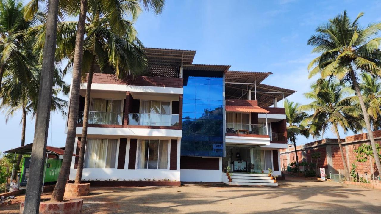 Coastal Bay Beach Resort Harnai 외부 사진
